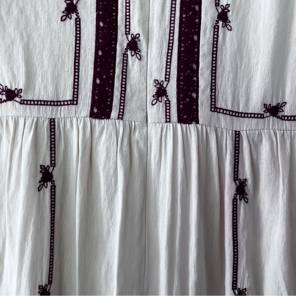 NWT Current Air Embroidered Tunic Dress in Cream and Burgundy size Small - Picture 12 of 15
